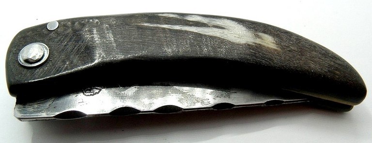 Couteau corse padovani Curnicciolu acier carbone et corne bélier
